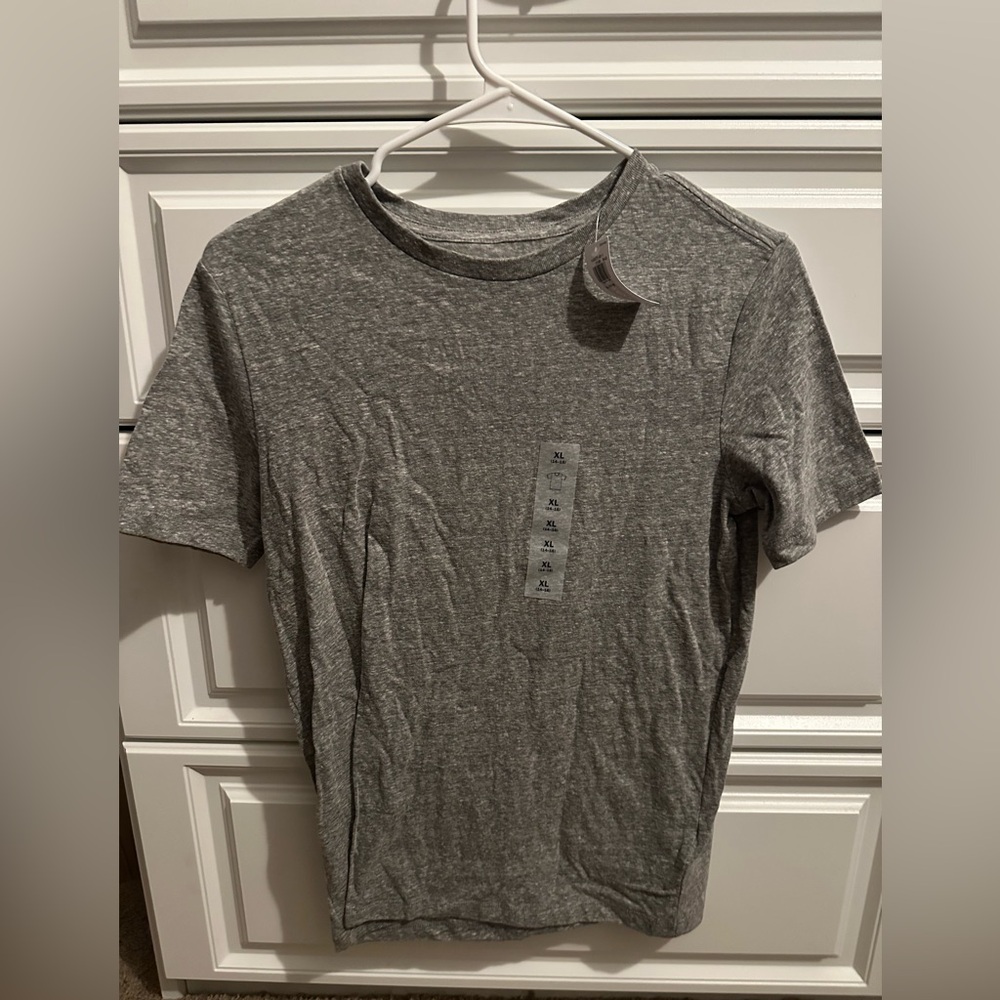 Old Navy T-shirt